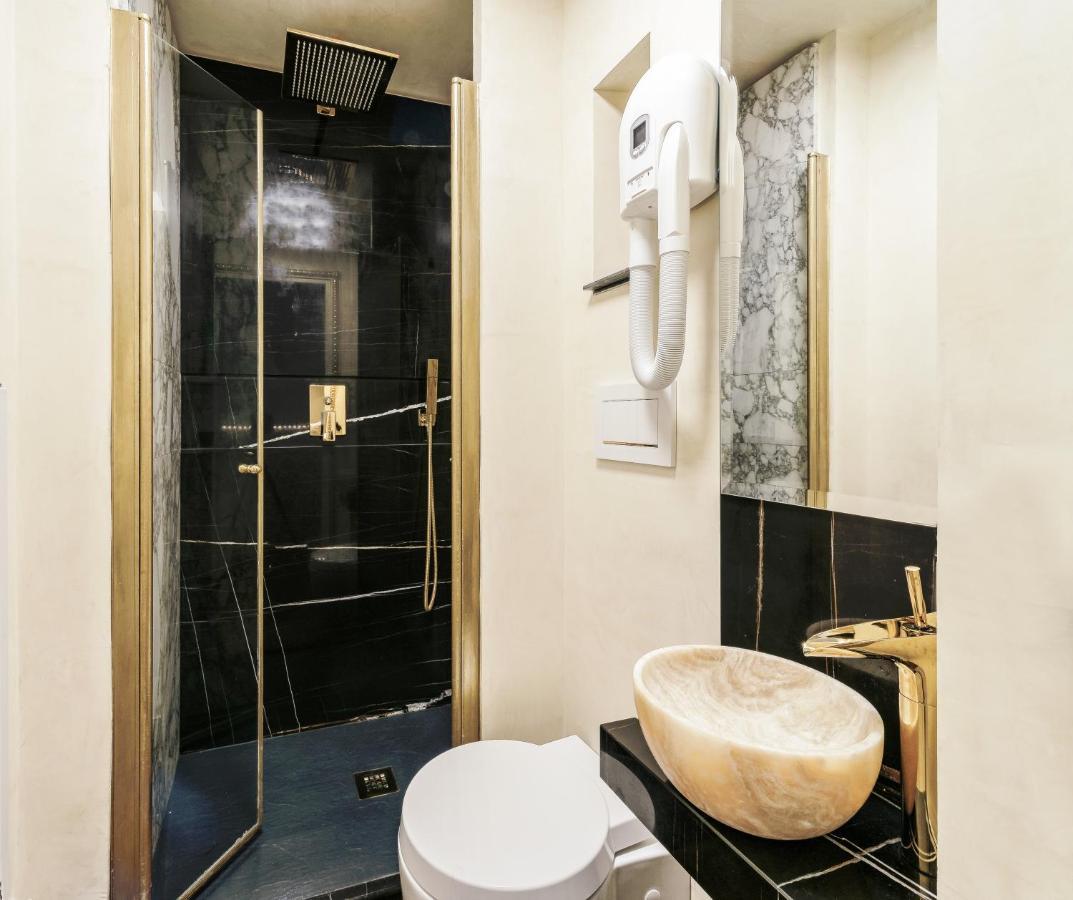 Riviere Private Rooms Alla Scala Milano Eksteriør bilde
